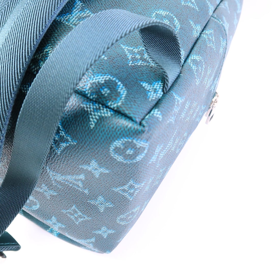 Louis Vuitton Discovery Backpack PM - 12
