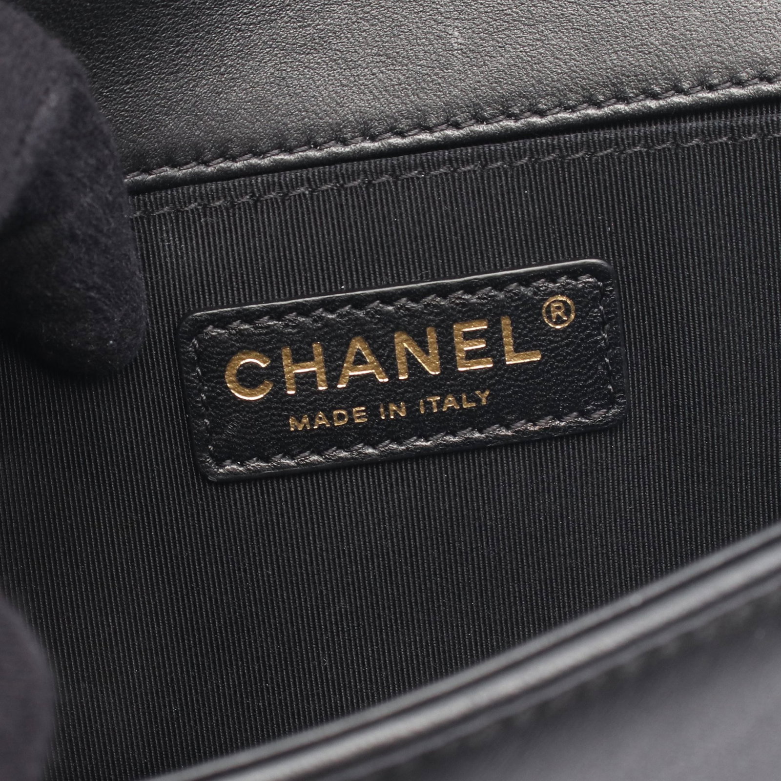 Chanel Boy Small Black - 4