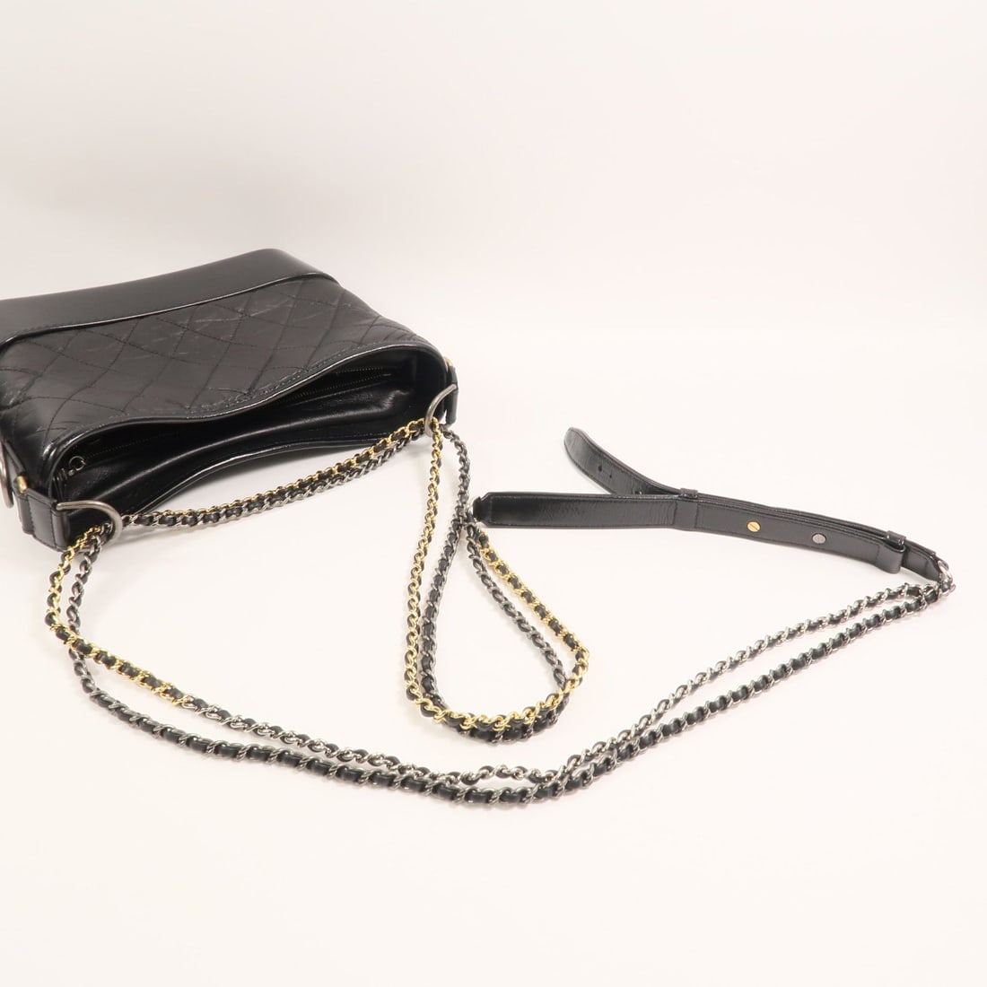 Chanel Gabrielle Medium Black - 8
