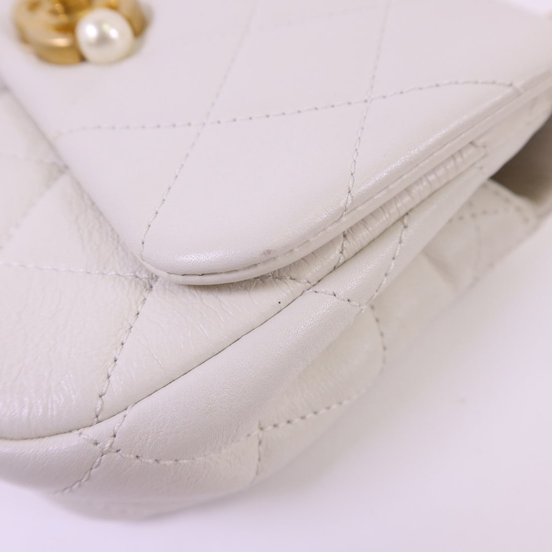 Chanel Shoulder Bag White - 17