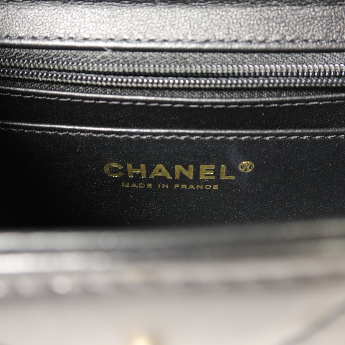 Chanel Vanity Case Black - 6