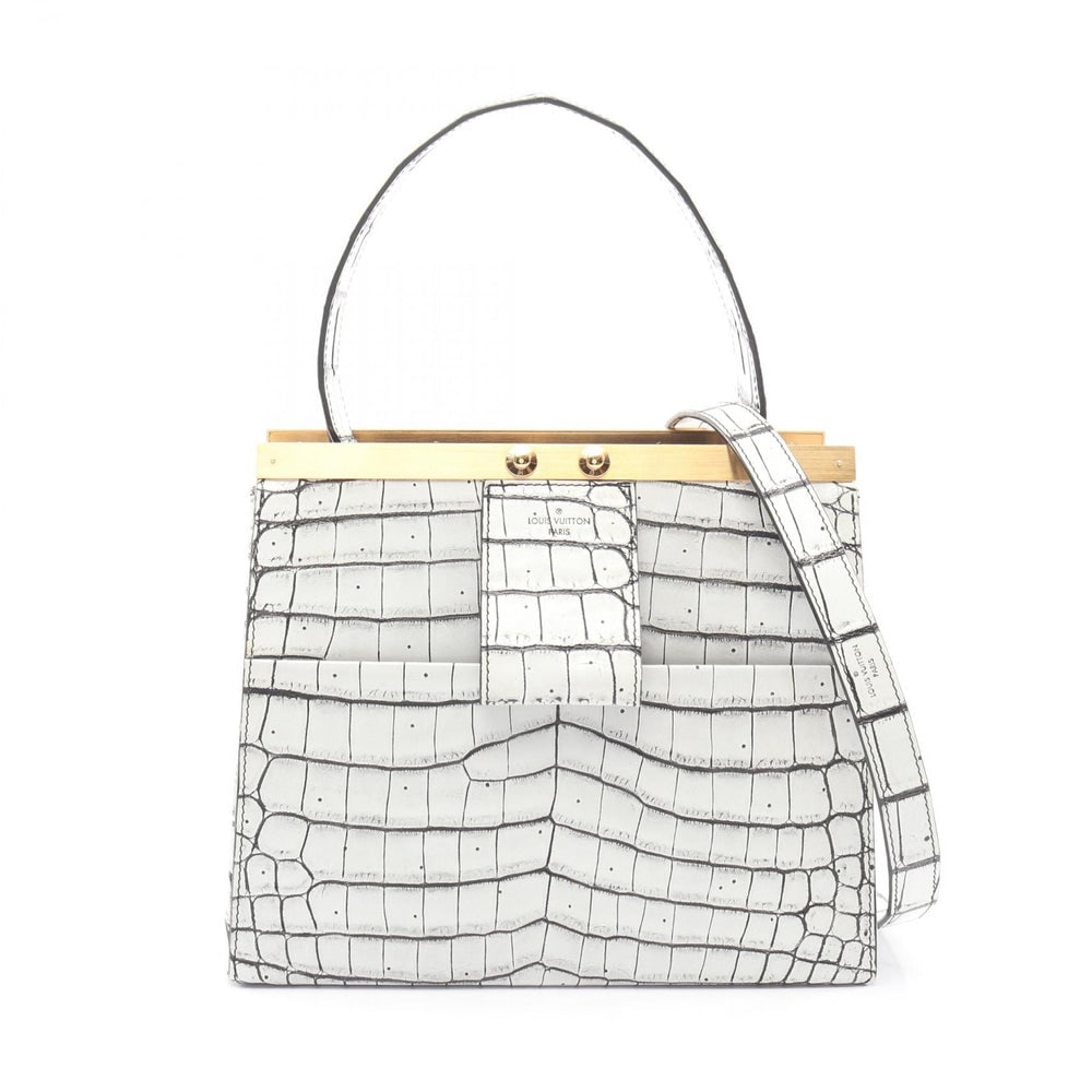 Louis Vuitton 2Way Handbag White: White leather 2Way handbag from 2018 collection. Includes shoulder strap and charm. 27 x 22 x 15 cm.