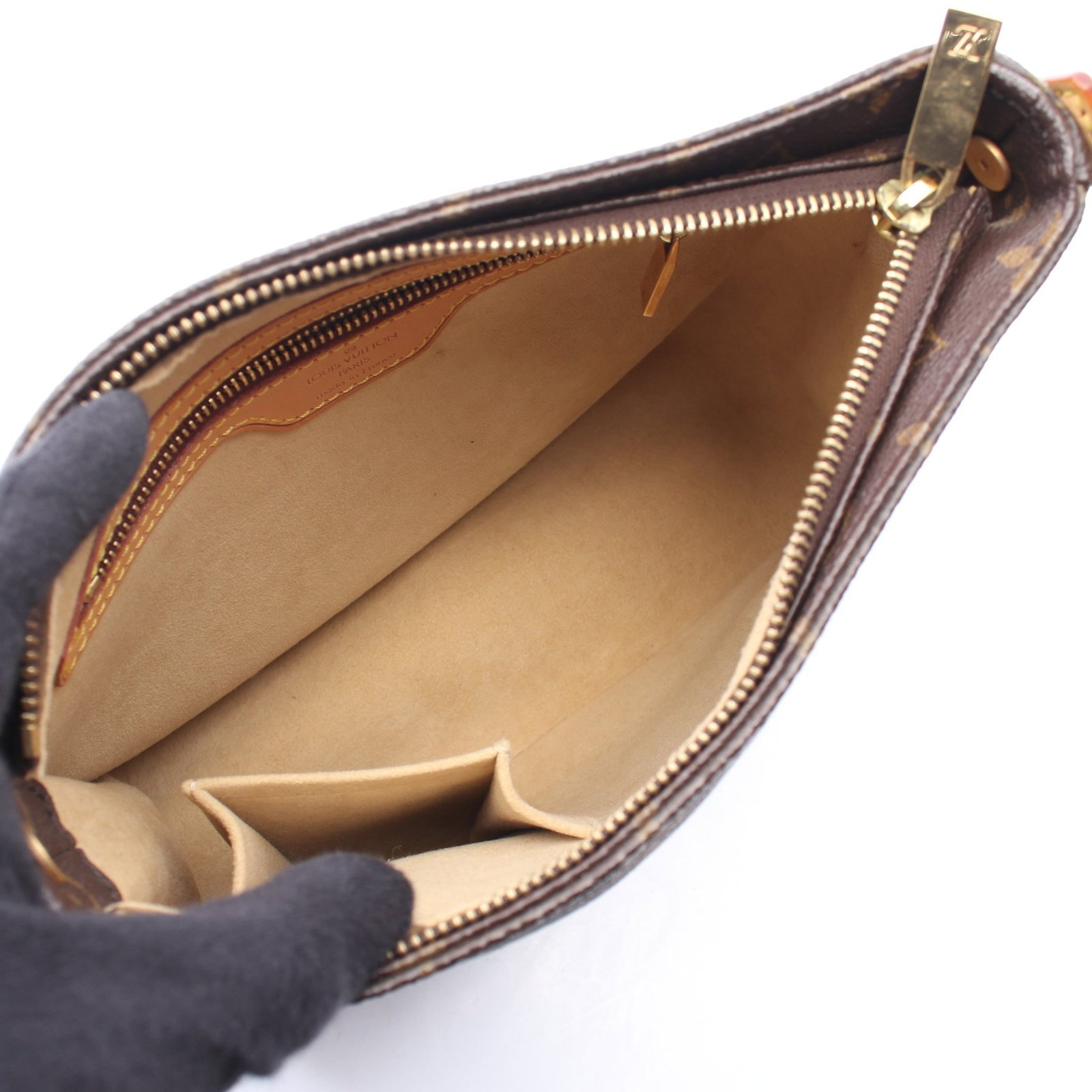 LV Looping MM Monogram Shoulder Bag - 3