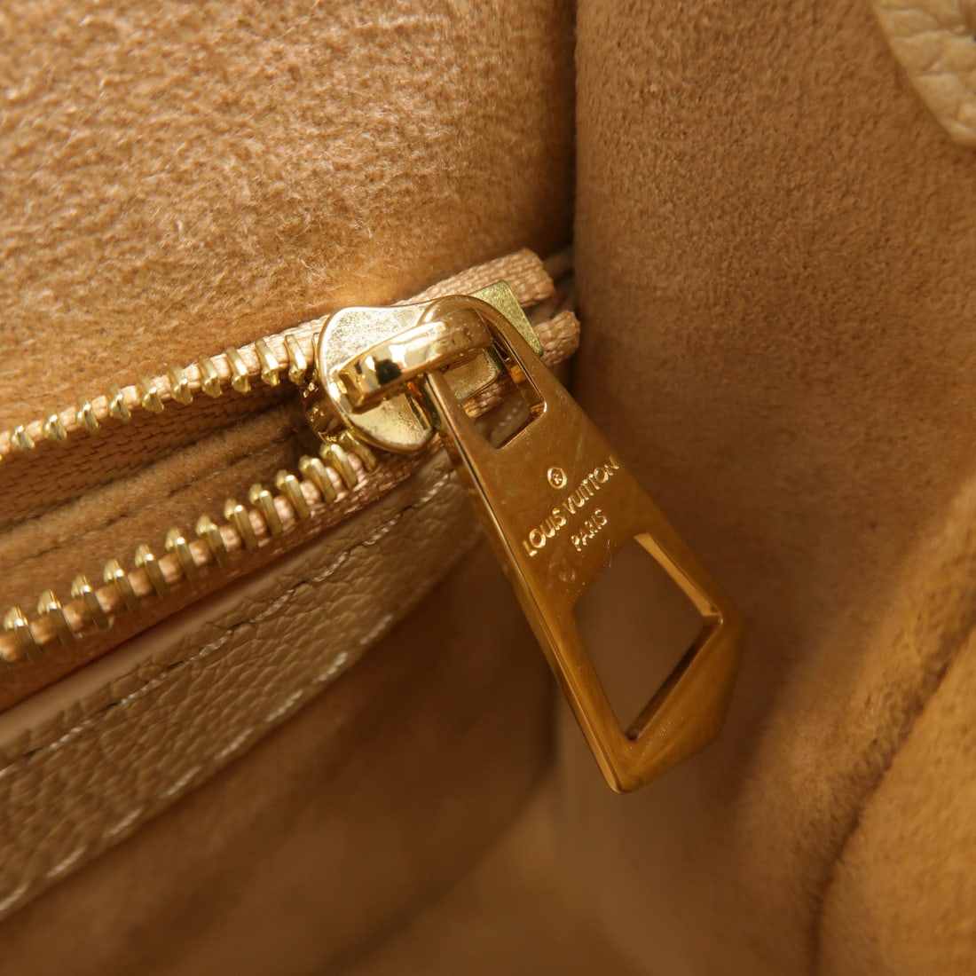 LV Diane 2 Way Empreinte Beige - 18