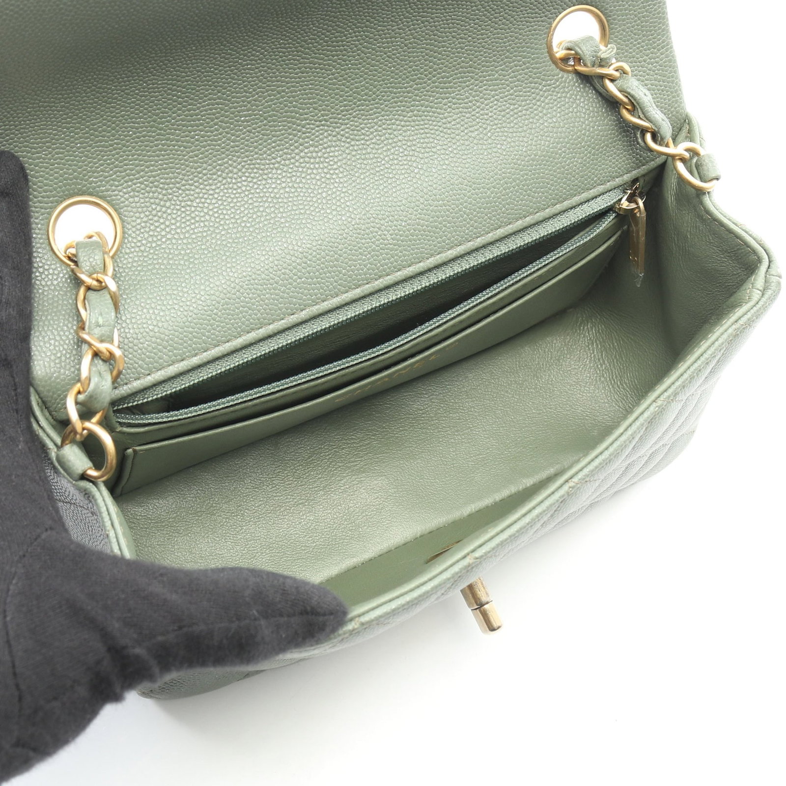 Chanel Mini Matelasse 20 Green - 3
