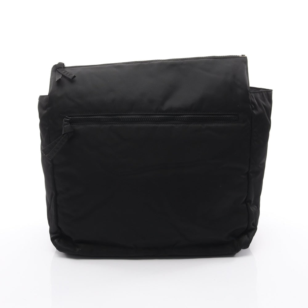 Bottega Nylon Clutch Black: Bottega Veneta Clutch Bag. Color: Black. Material: Nylon. Size: 49/34 X 34 X 16 Cm.