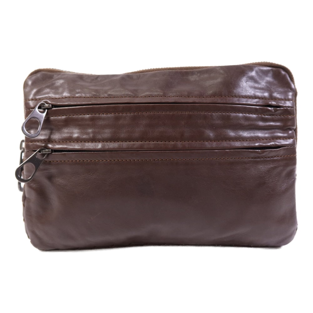 Bottega Pouch Brown: Bottega Veneta Pouch. Color: Brown / Brown. Material: Calfskin. Size: 22 X 16 X 2 Cm. Includes: Storage Bags.