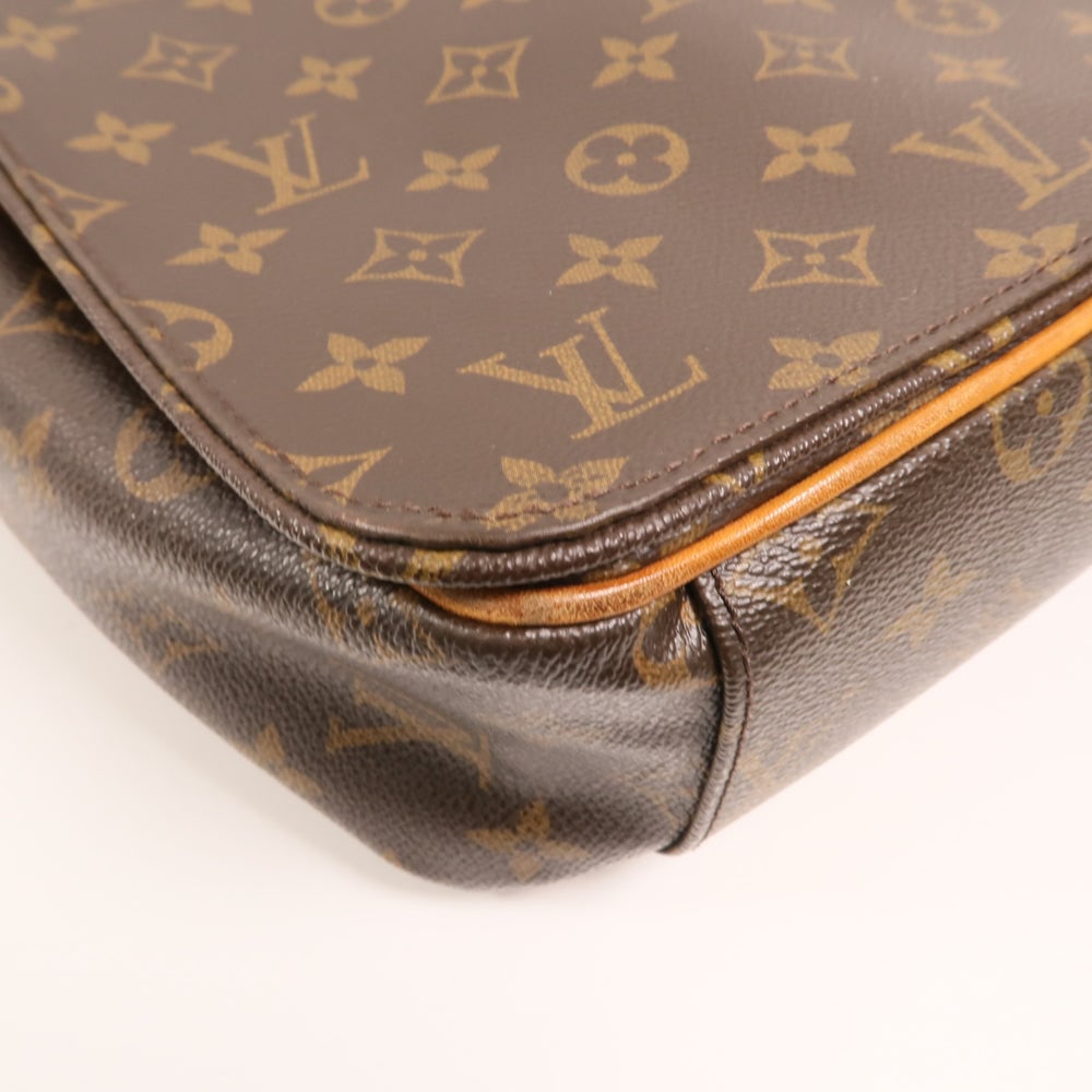 Louis Vuitton Valmy MM Monogram - 10