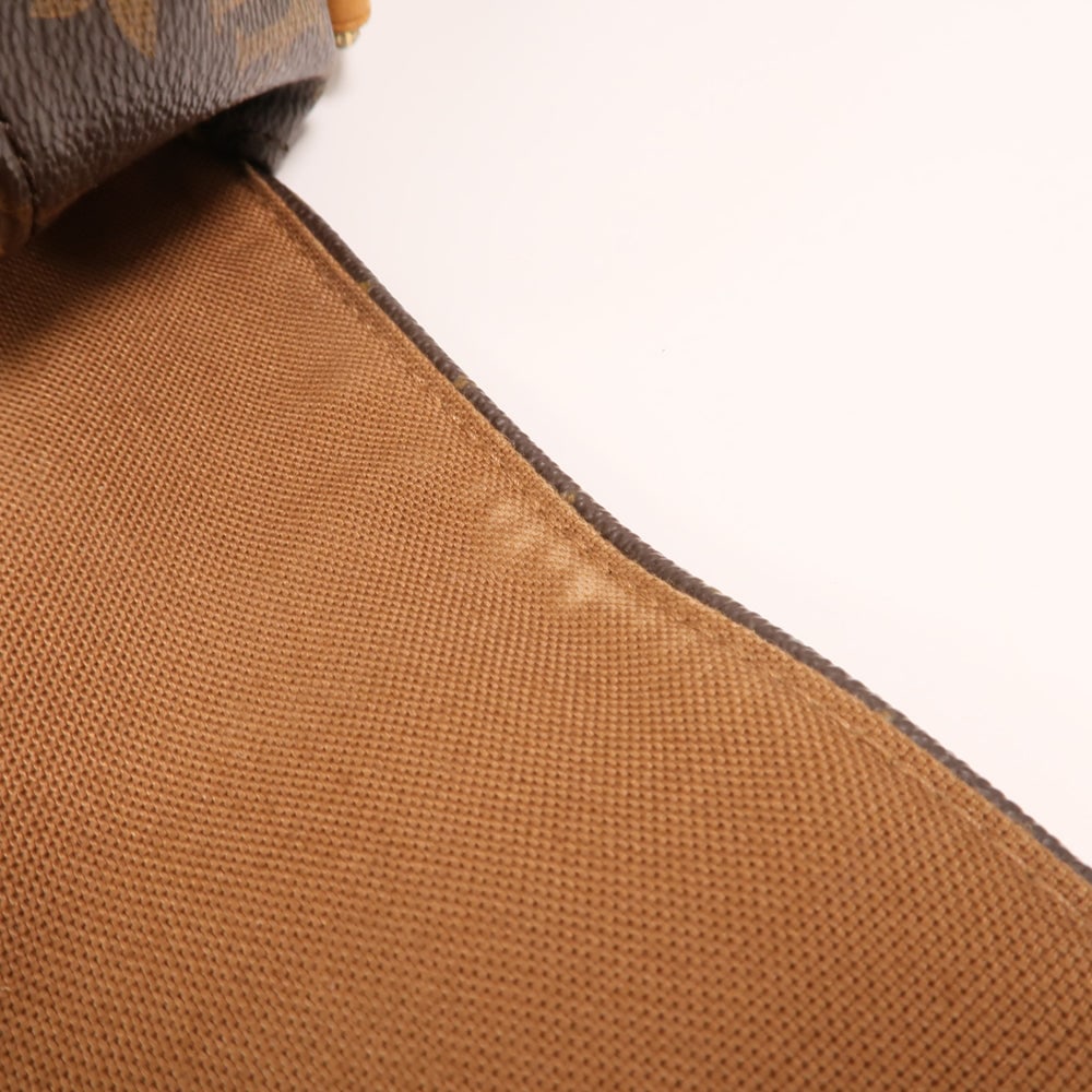 Louis Vuitton Valmy MM Monogram - 16