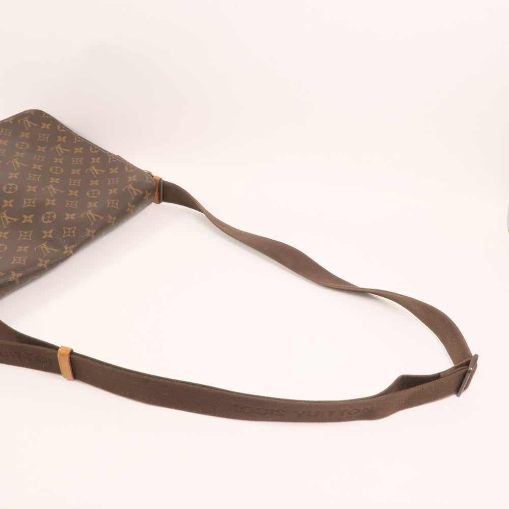 Louis Vuitton Valmy MM Monogram - 8