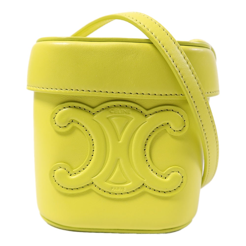 Celine Small Box Shoulder Yellow: Small Box shoulder bag in yellow calfskin. Size 10 x 11 x 10 cm.
