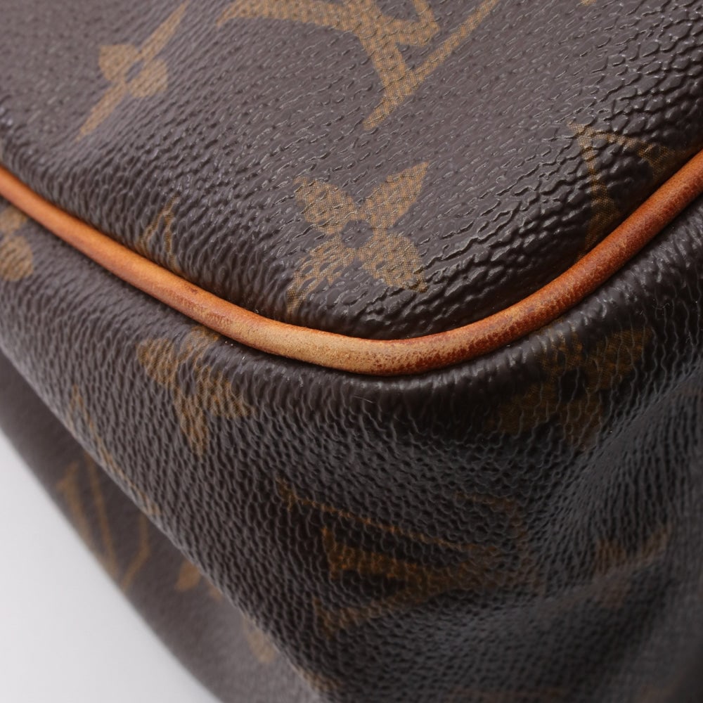 LV Batignolles Vertical Monogram - 8