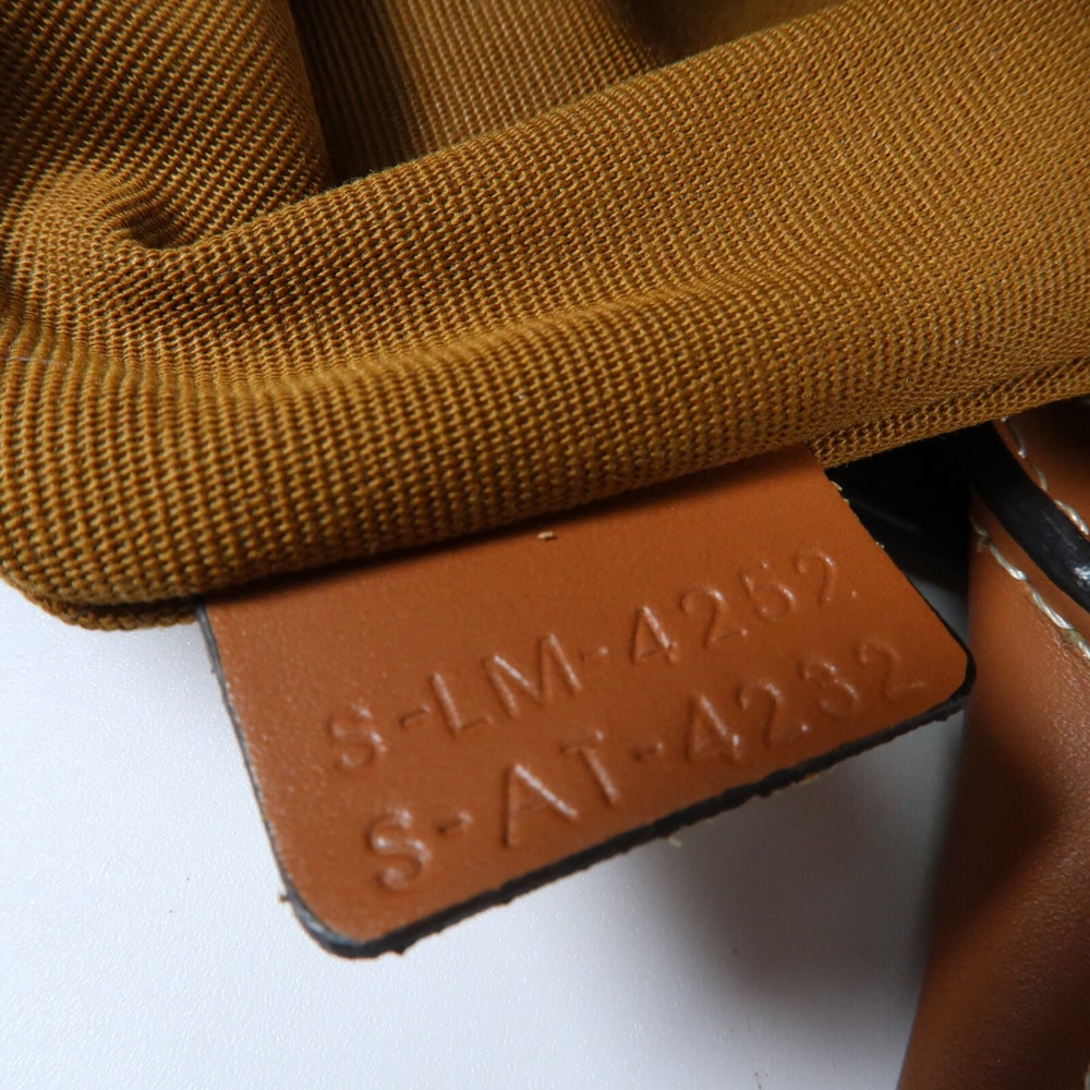 Celine Triomphe Cabas Vertical Brown - 7