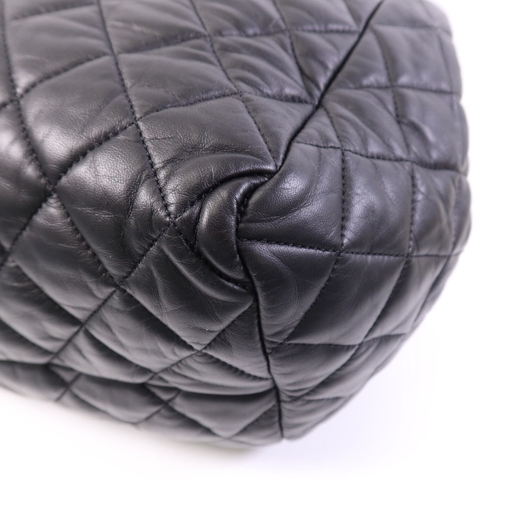 Chanel Coco Cocoon Hand Black - 11