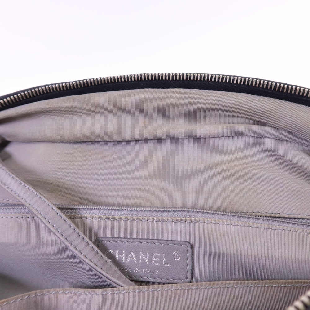 Chanel Chain Tote Nylon Gray - 18