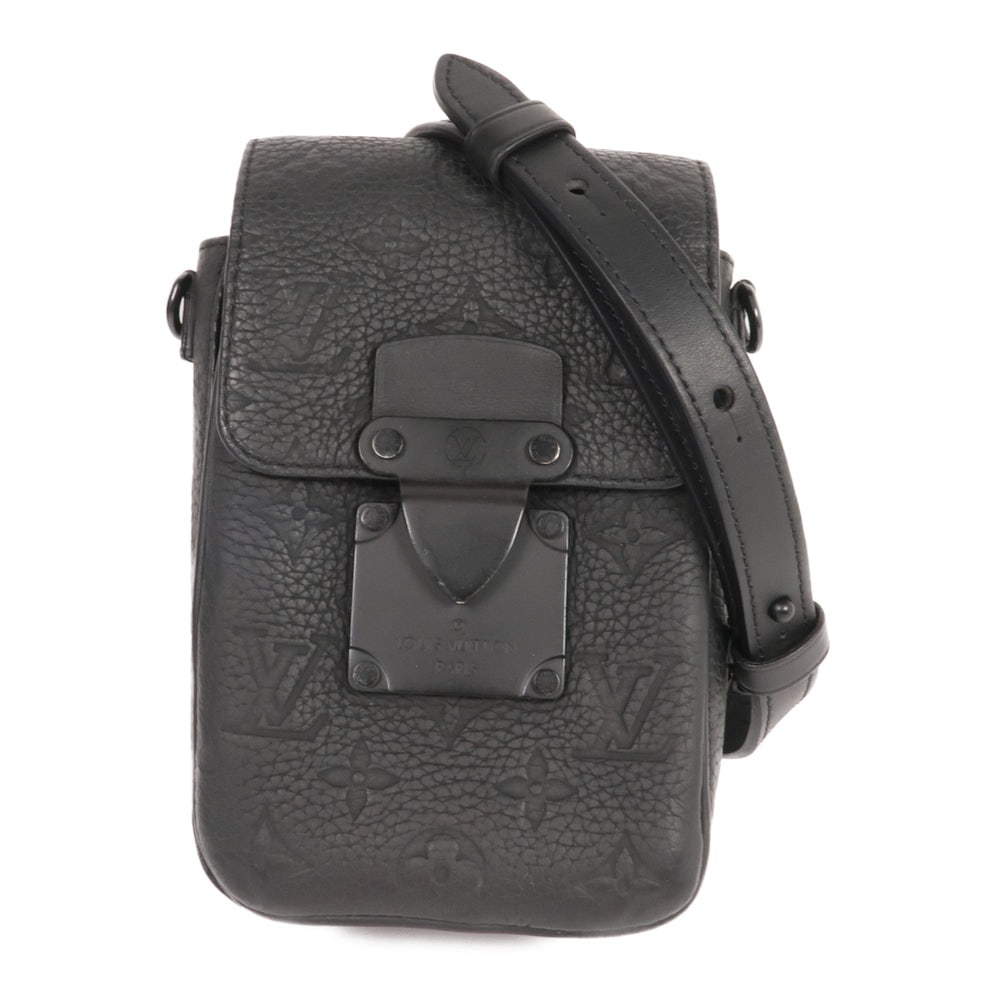 LV S-Lock Vertical Wearable Black: Black Monogram Taurillon leather S-Lock Vertical Wearable bag. Approx. 12 x 19 x 5 cm; strap 107-131 cm. Product no. /. Authentic and authenticated.
