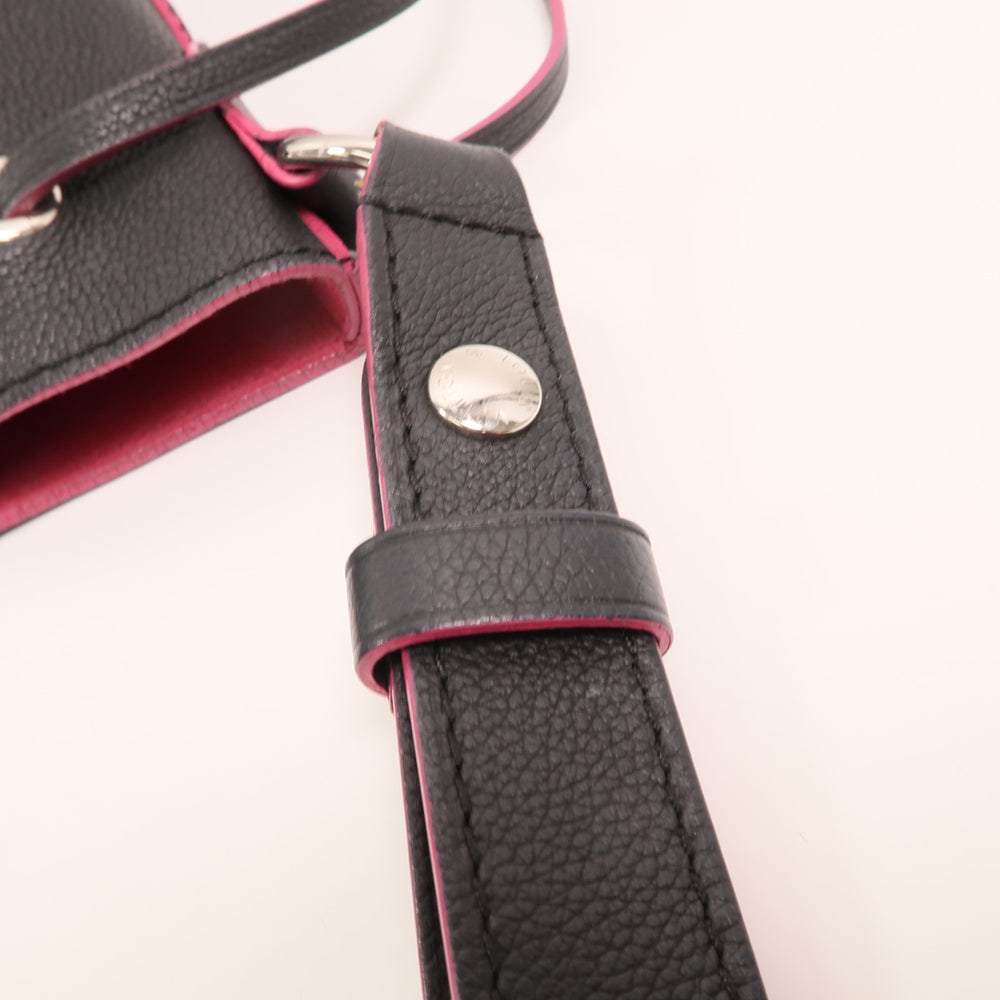LV Lockme Bucket Black - 16