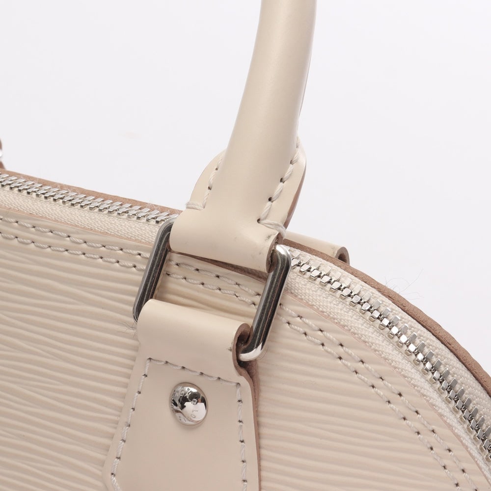 Louis Vuitton Alma BB Quartz - 10