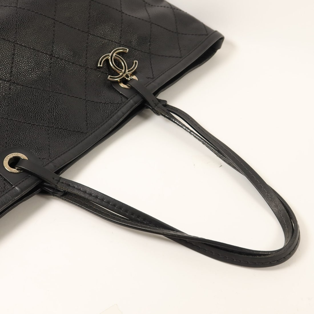 Chanel On The Road Tote - 8