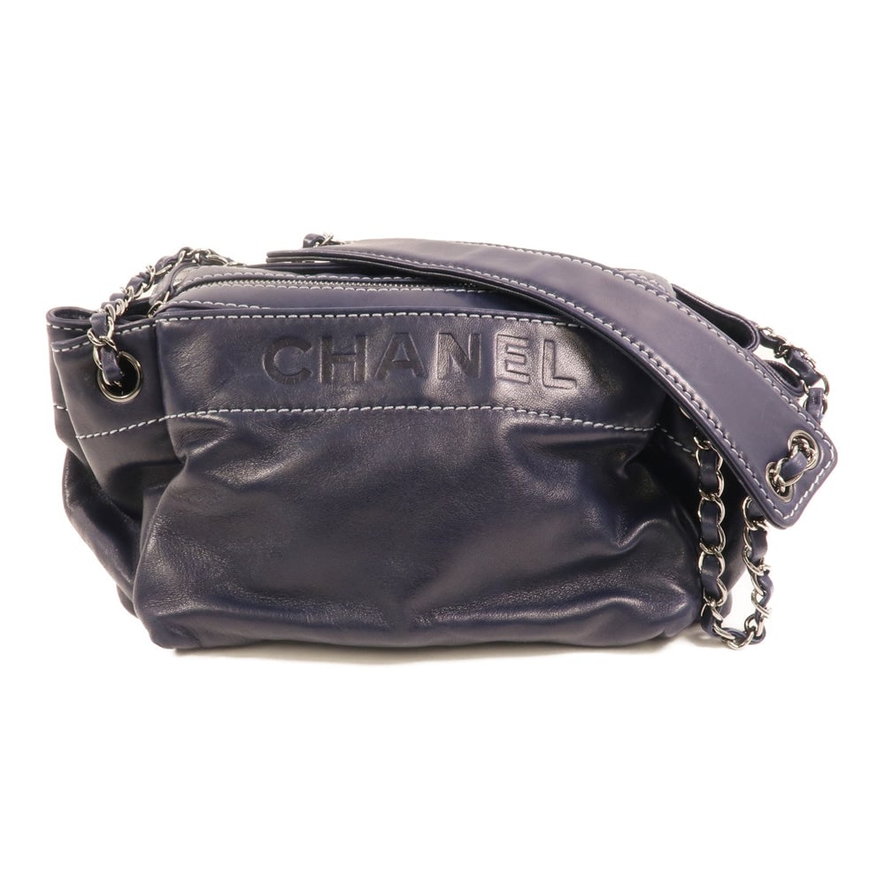 Chanel A24781 Lambskin Chain Bag: Blue lambskin chain shoulder bag with SHW; hologram sticker included; W29 x H14 x D18.5 cm; strap 61 cm. Authentic and authenticated.