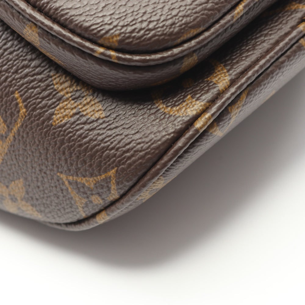 Louis Vuitton Mini Bum Bag - 5