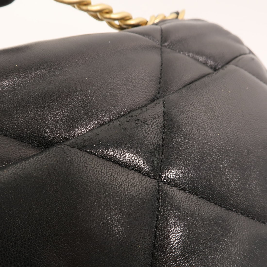 Chanel C19 Small Black - 14
