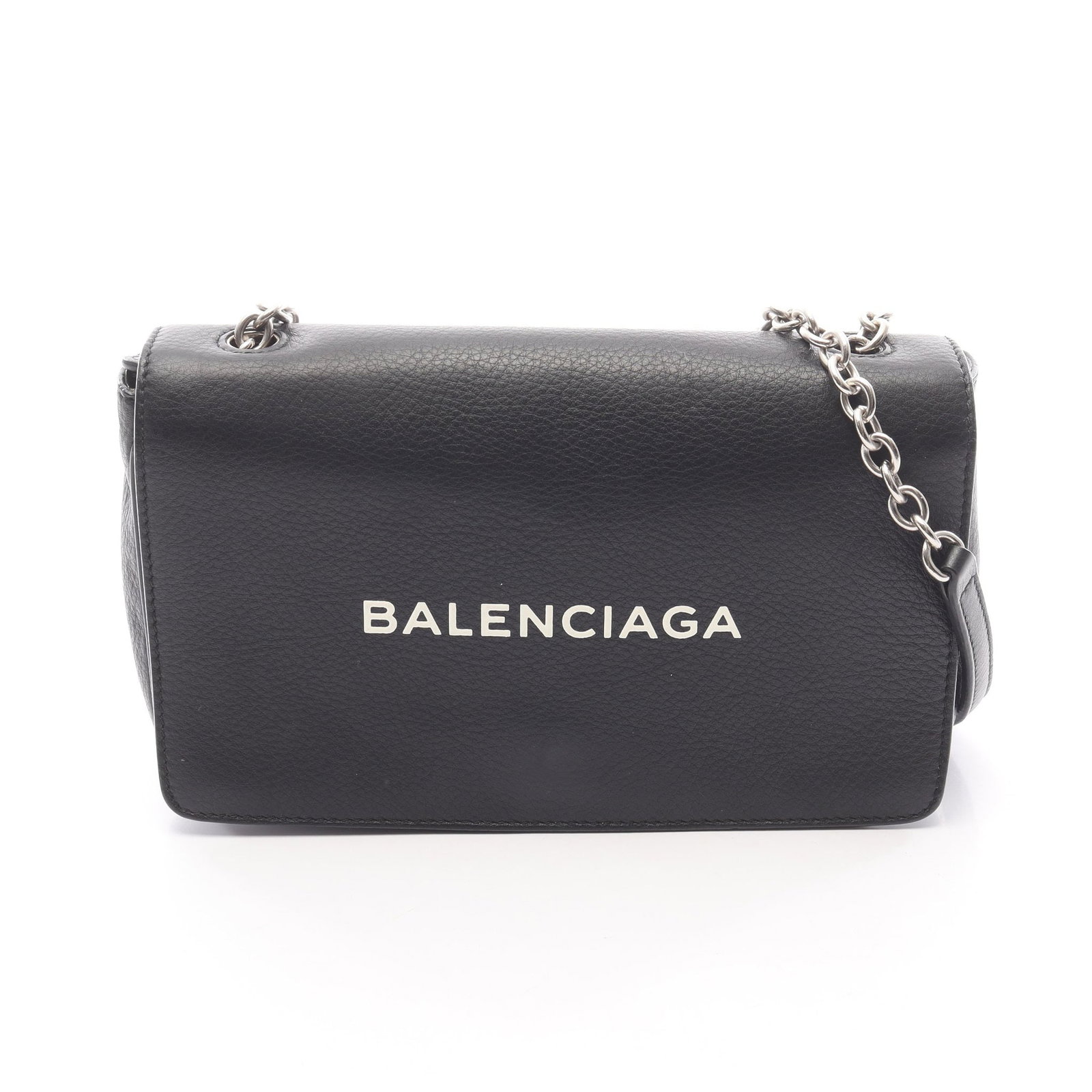 Balenciaga Everyday Chain Bag Black: Authentic and authenticated Balenciaga Everyday chain shoulder bag in black leather. Approx. 13H x 21.5W x 4D cm with 129 cm strap. No accessories listed.