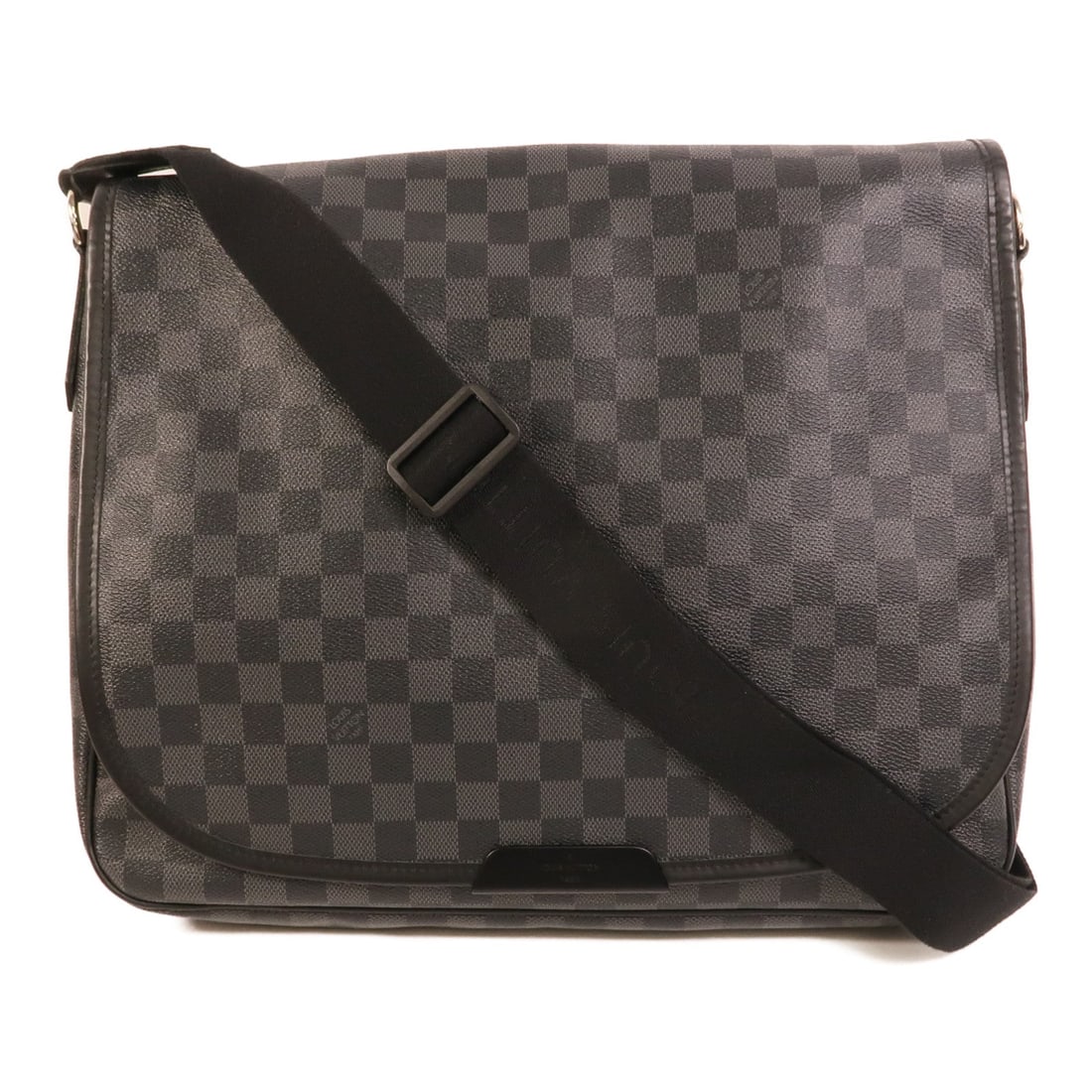LV Daniel MM Damier Graphite Bag: Authentic and authenticated Louis Vuitton Daniel MM shoulder bag in black Damier Graphite PVC coated canvas. Product no. SP5008. Approx. 34W x 28H x 7.5D cm with 160 cm shoulder. Includes storage