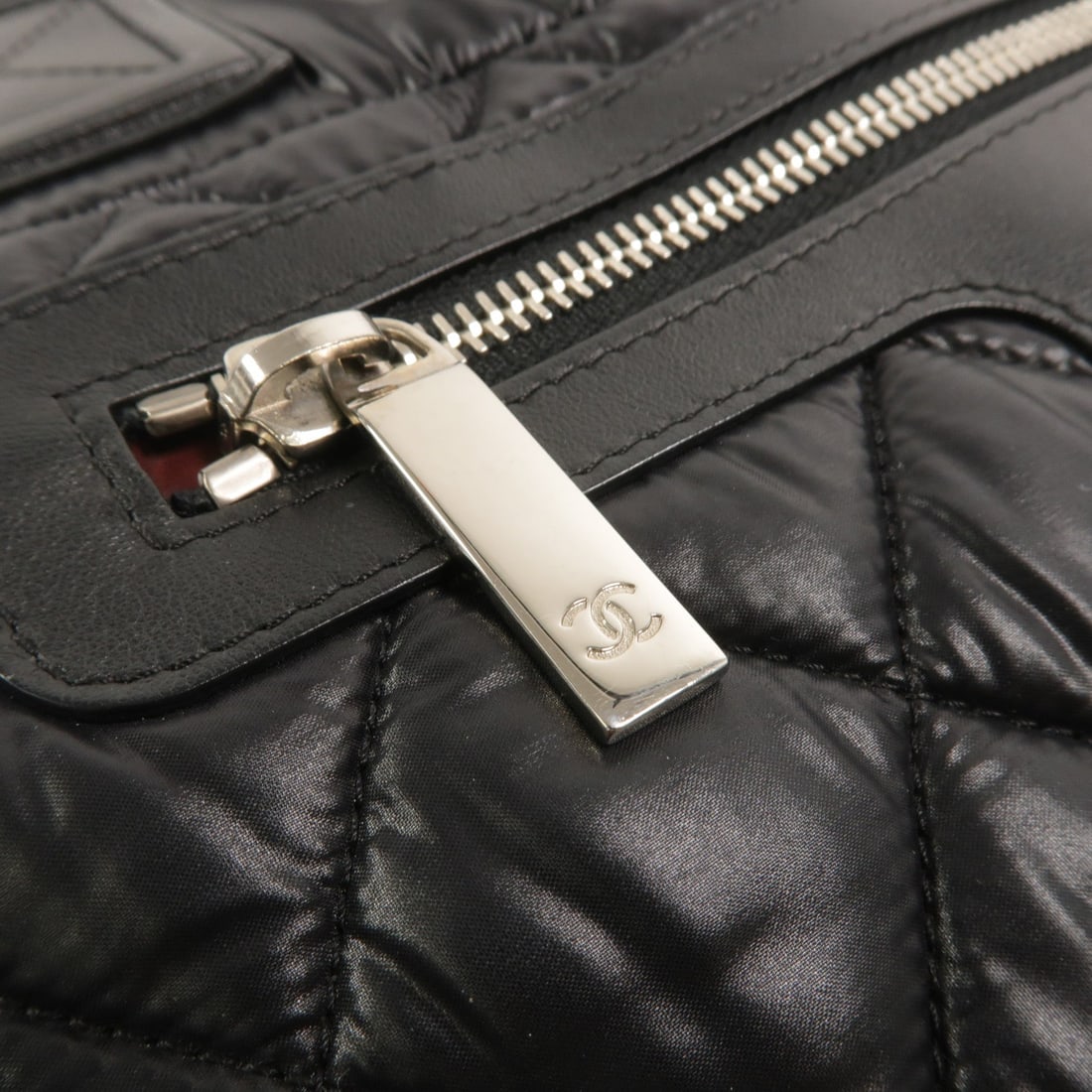 Chanel Coco Cocoon Tote Black - 17