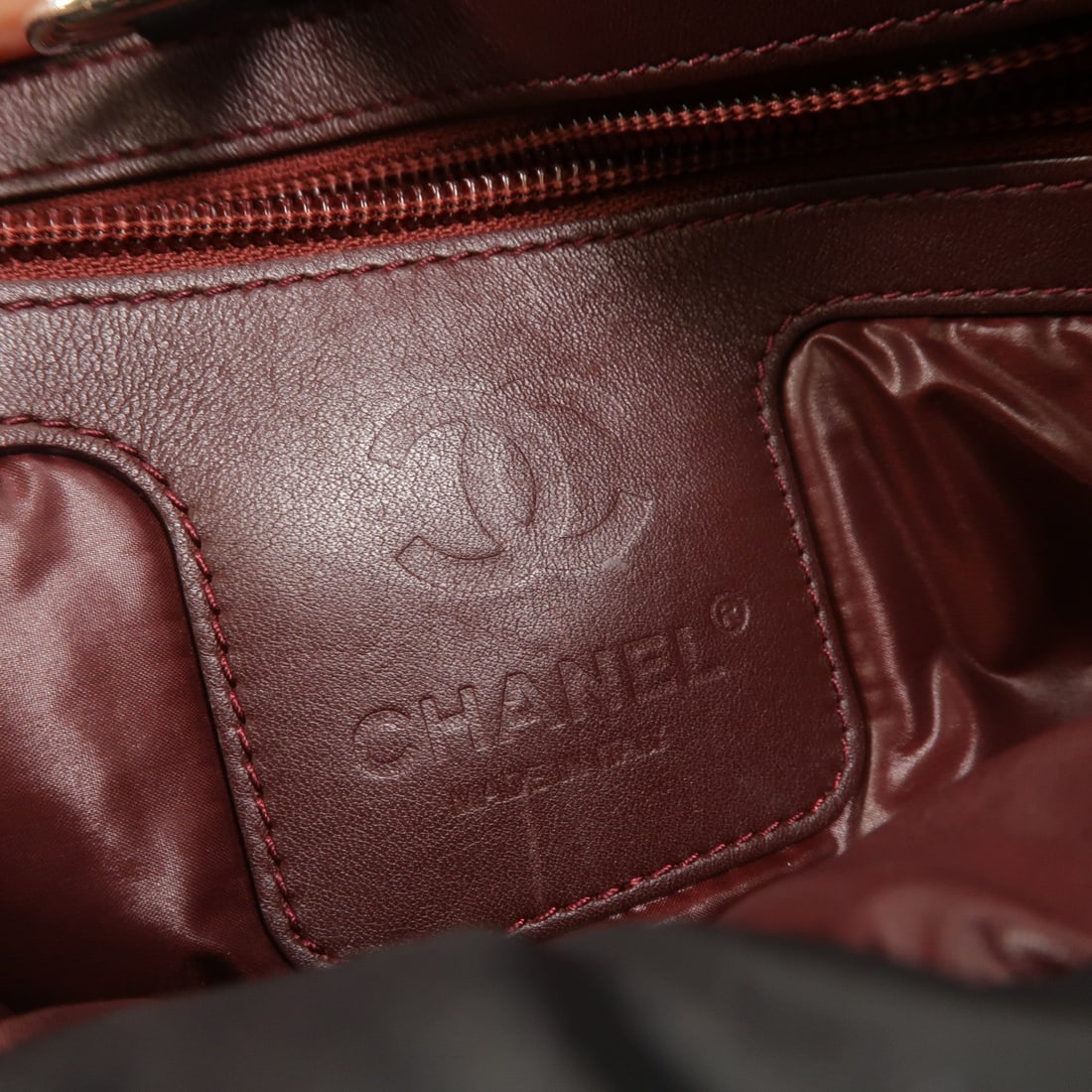 Chanel Coco Cocoon Tote Black - 6