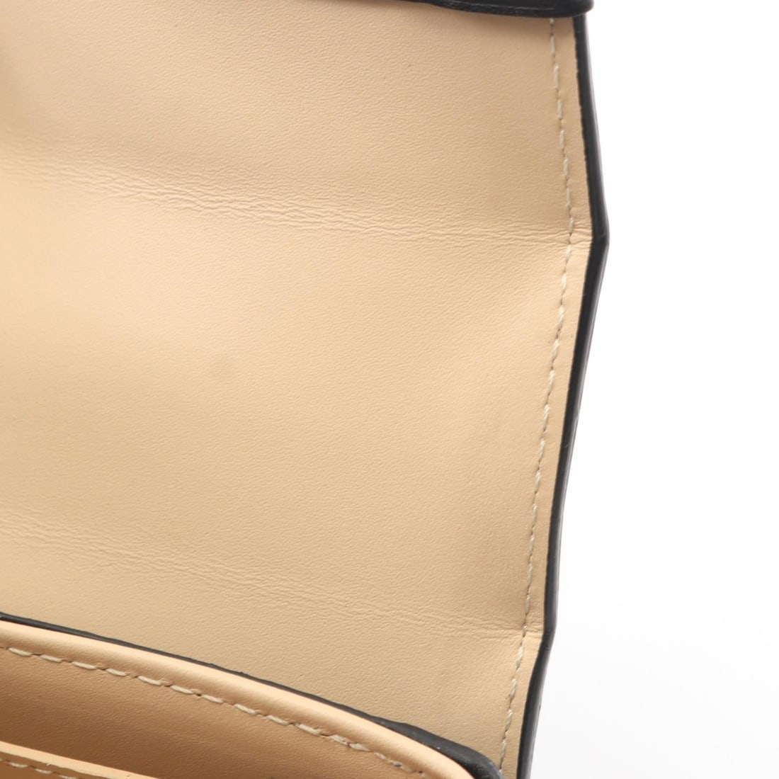 LV Essential Trunk Chain Bag - 6