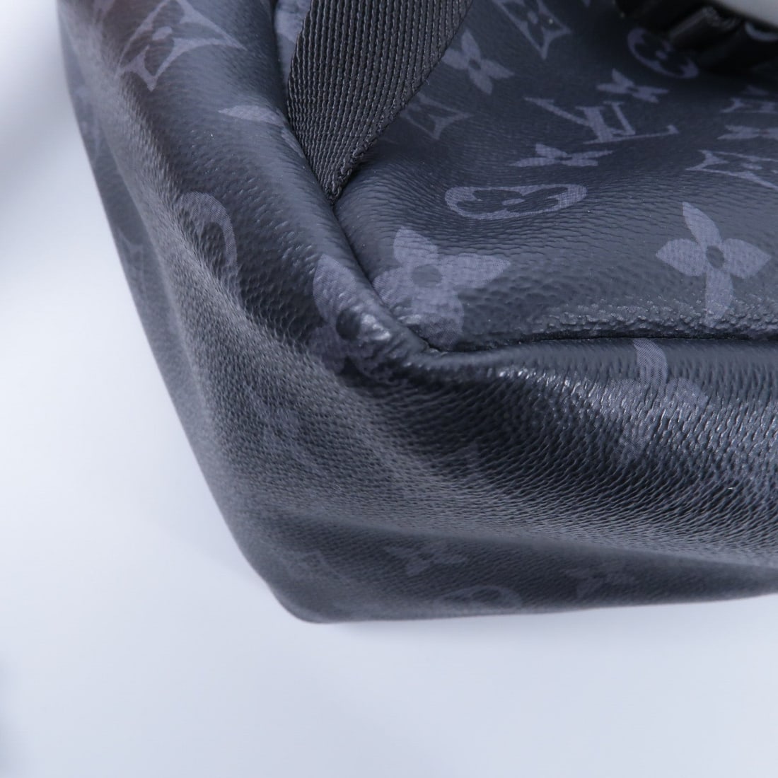 LV Discovery PM Backpack Eclipse - 9