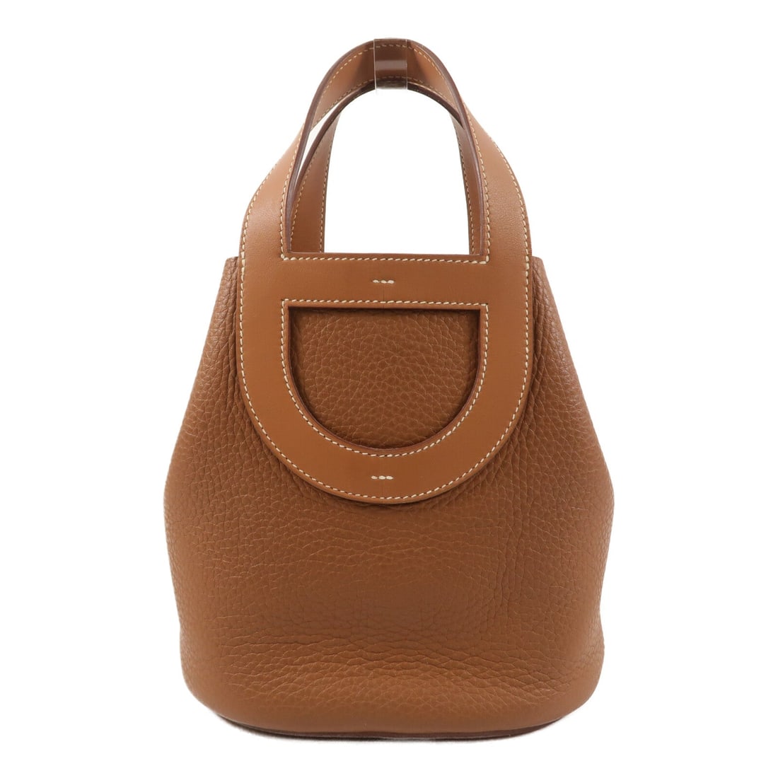 Hermes In The Loop 18 Gold: Authentic and authenticated Hermes In The Loop 18 hand bag in Gold Taurillon Clemence calfskin. Product no. TU009CPB. Approx. 18W x 20H x 13D cm with 24.5 cm handle. Includes box and storage bags.
