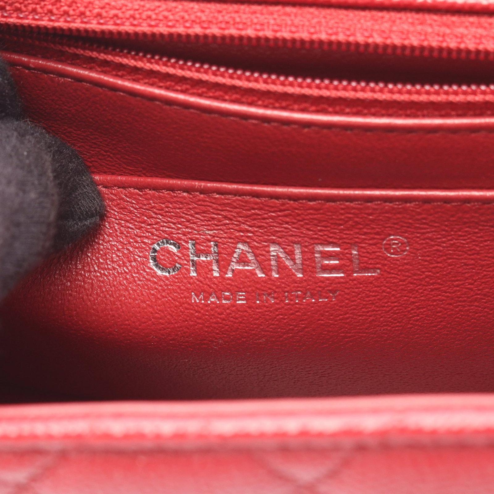 Chanel Mini Matelasse Chain Red - 4