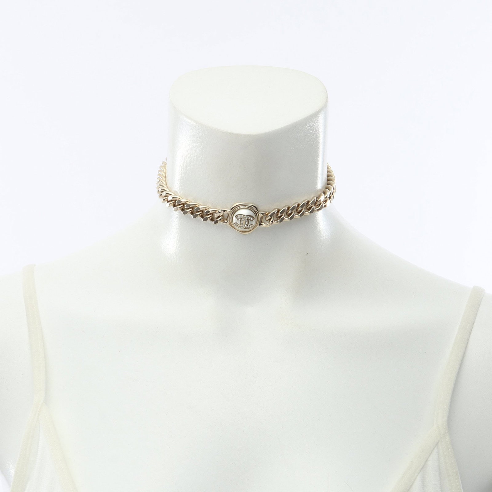 Chanel Coco Mark Pearl Choker - 6