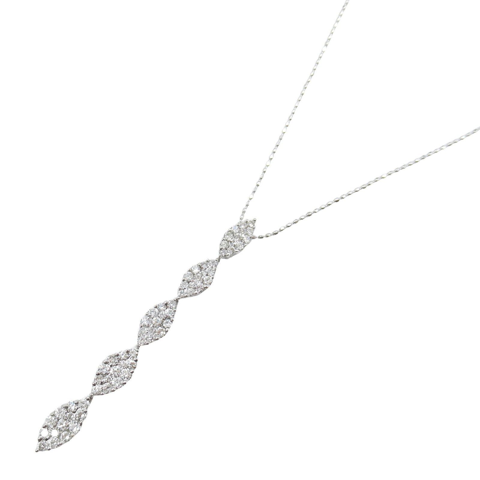 Diamond Necklace White Gold: Diamond necklace in K18 white gold.
