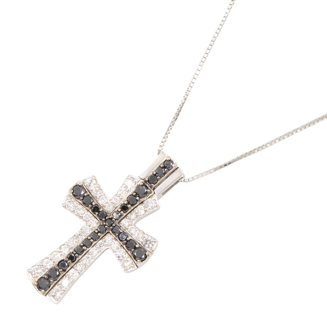 K18WG Diamond Necklace: No Brand Jewelry diamond necklace in K18WG white gold with diamond, black/clear. Listed price 245,455.00. Real and authenticated.