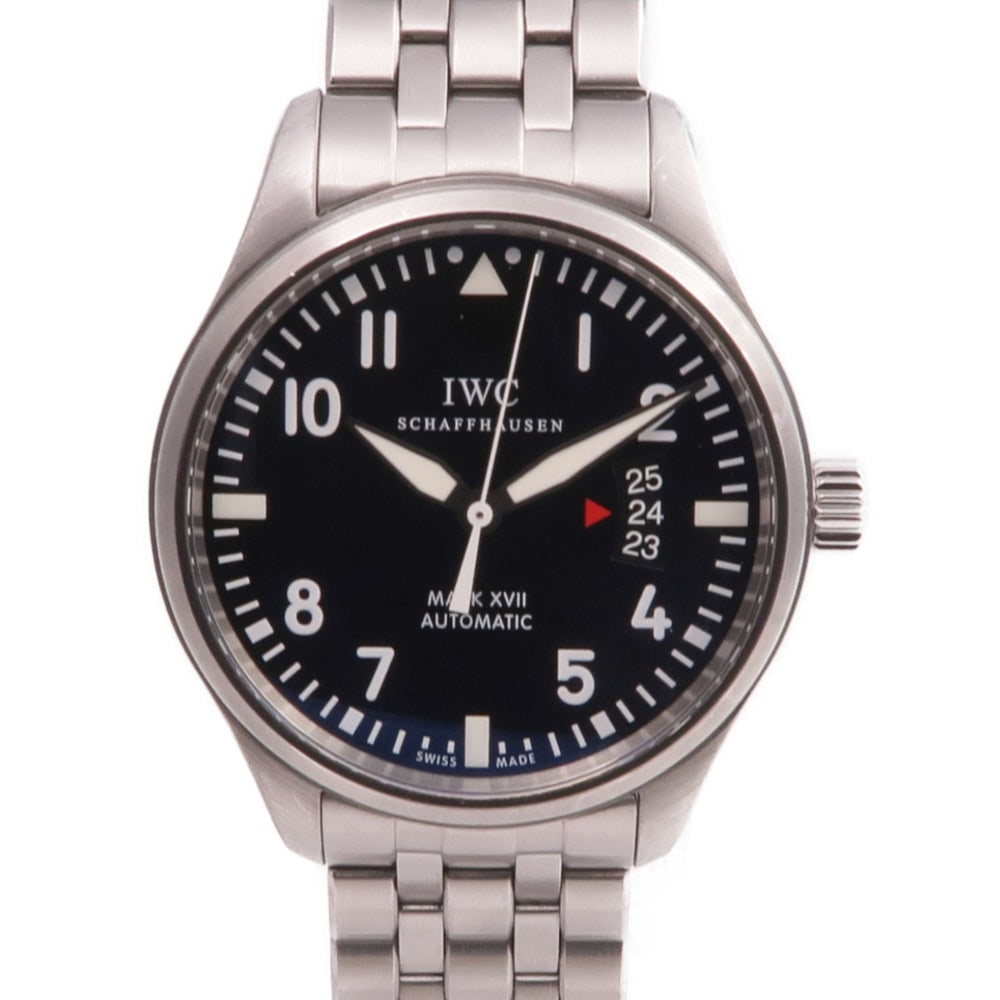 Chanel J12 Automatic Ceramic Black: Automatic Chanel J12 in black ceramic. Case 38mm, max wrist 14.5cm, band 17mm.