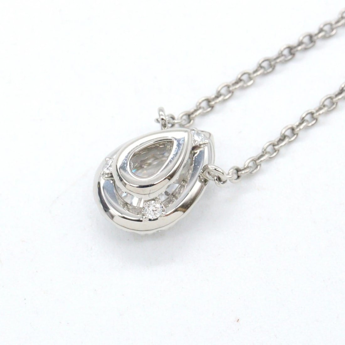 Harry Winston Pear Shape Necklace - 4