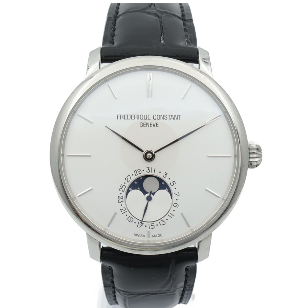 VERSACE DV One 260509 Automatic Watch: DV One Automatic 260509 watch in white/white; ceramic. Accessories not listed. Serial no. not listed; model no. not listed; product no. not listed. Case 40 mm; max 14 cm; band 20 mm. Real and