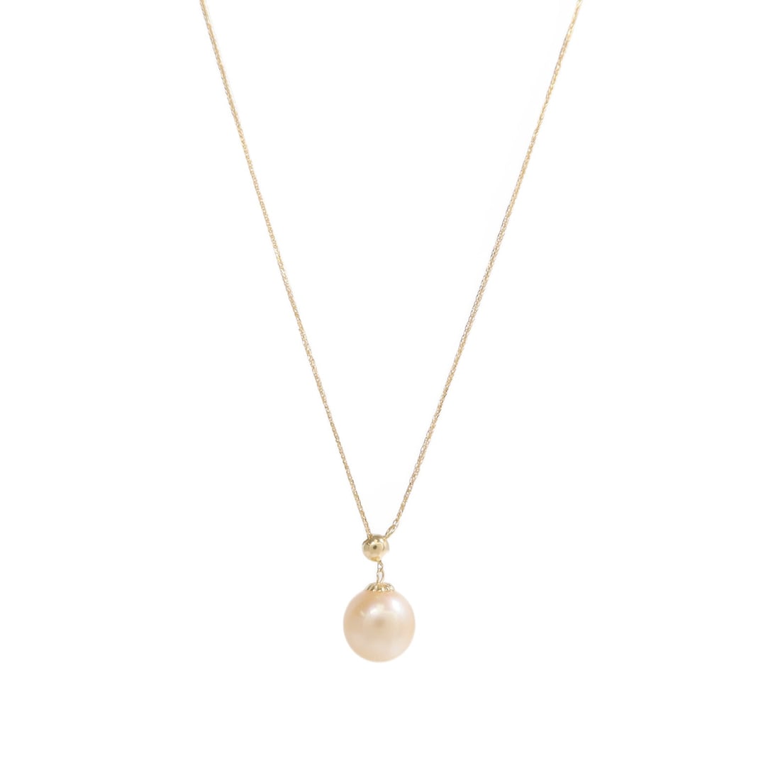 Pearl Necklace 18K Yellow Gold: Pearl necklace in 18K yellow gold.