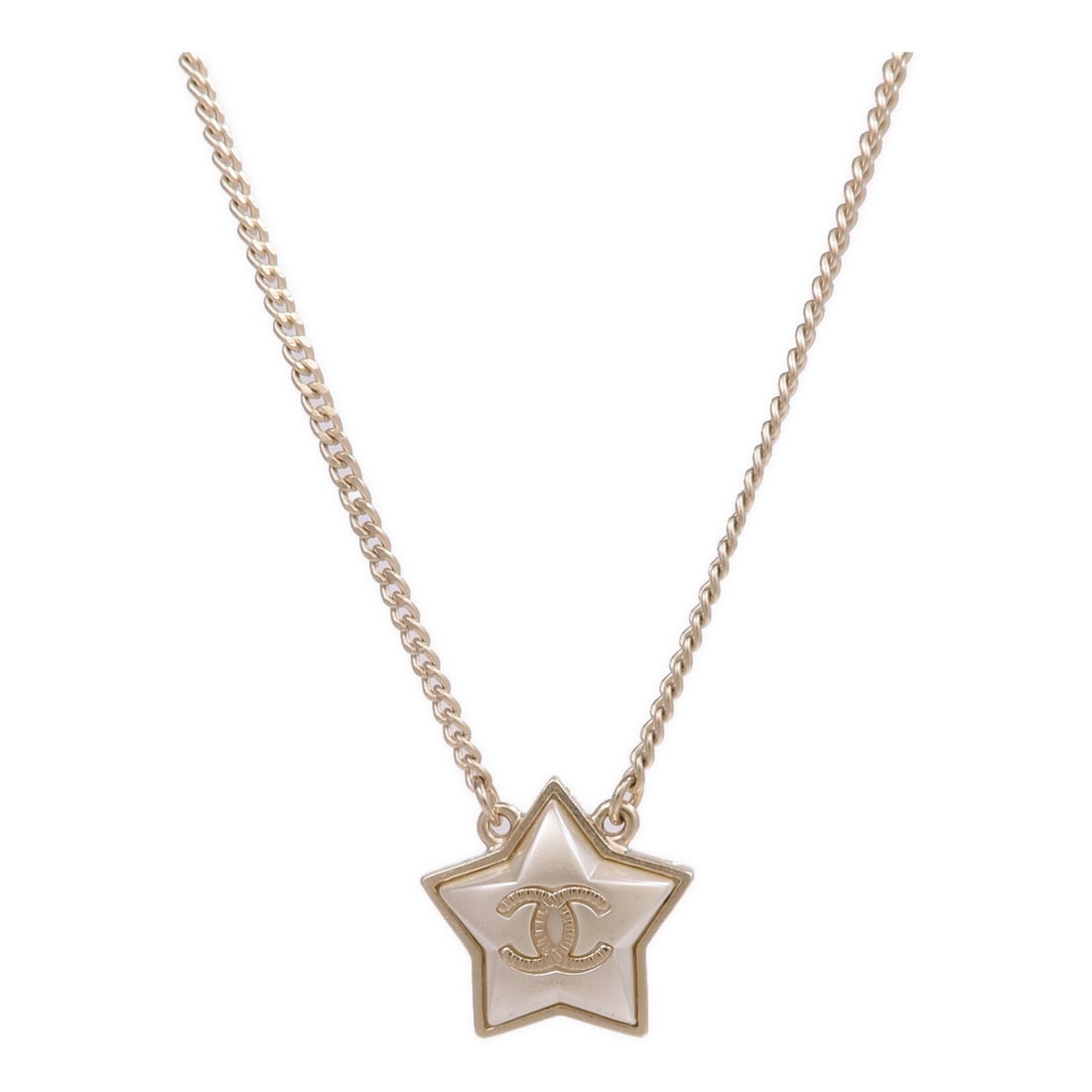 CHANEL CC Gold Metal Necklace: CHANEL CC necklace in gold metal.