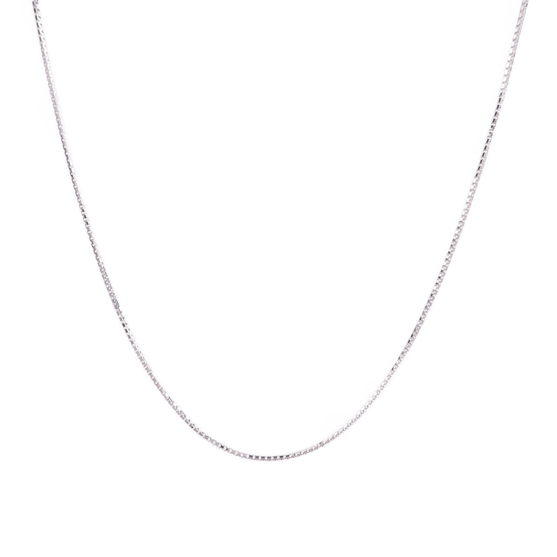 18K White Gold Necklace: Jewelry necklace in 18K white gold. Listed price 112,273.00. Real and authenticated.