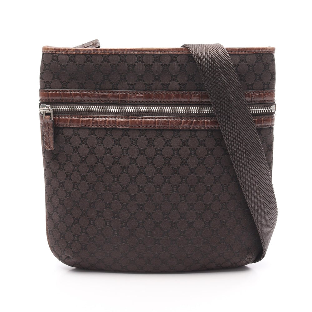Celine Macadam Shoulder Bag Brown: Brown canvas and leather shoulder bag with embossing. 24 x 26.5 x 3 cm.