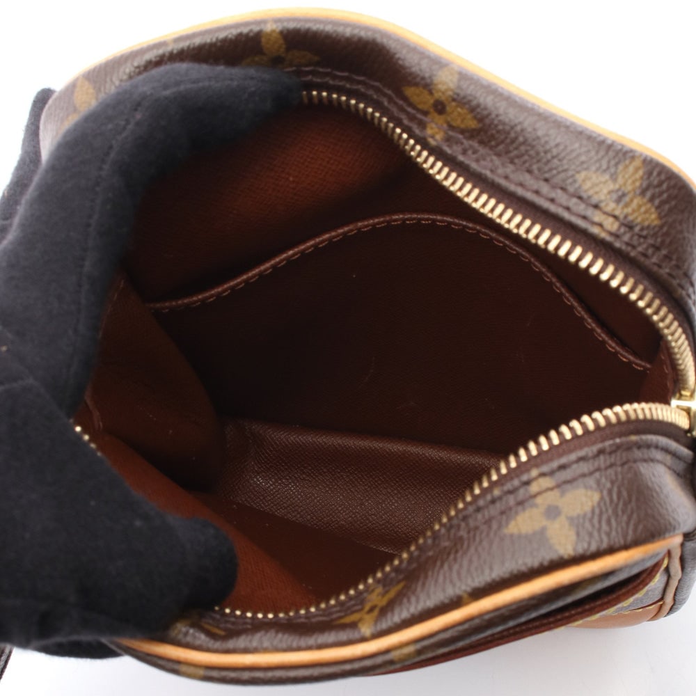 Louis Vuitton Danube Monogram Bag - 3