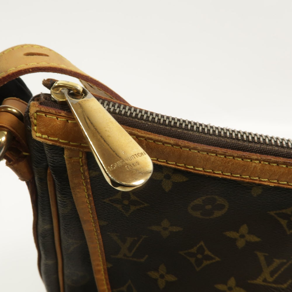 Louis Vuitton Tulum GM Monogram - 16
