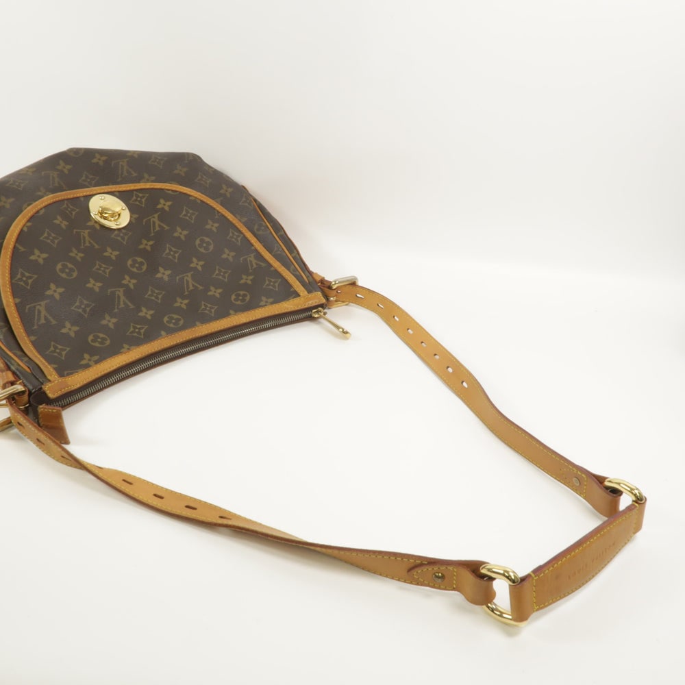Louis Vuitton Tulum GM Monogram - 8