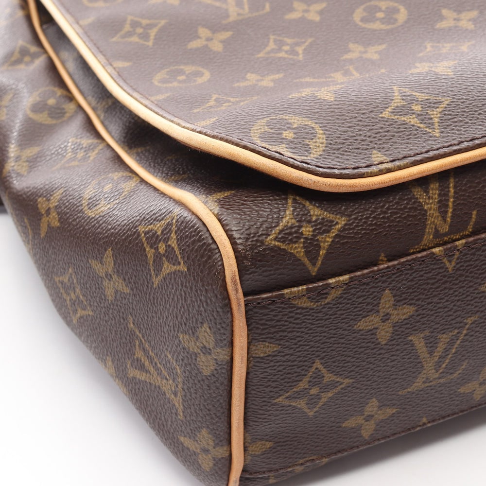 Louis Vuitton Aves Monogram - 11