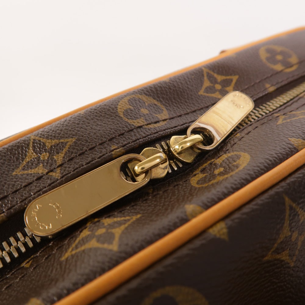 LV Manhattan GM Monogram Bag - 17