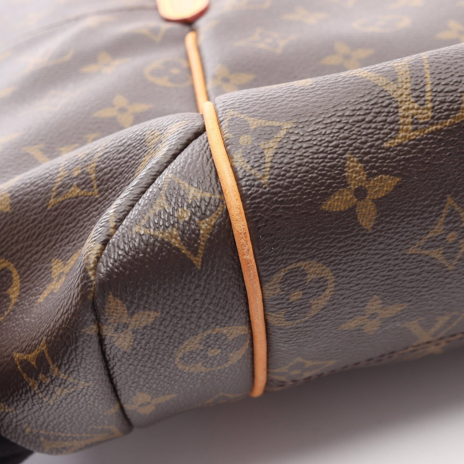 LV Totally MM Monogram Tote - 9
